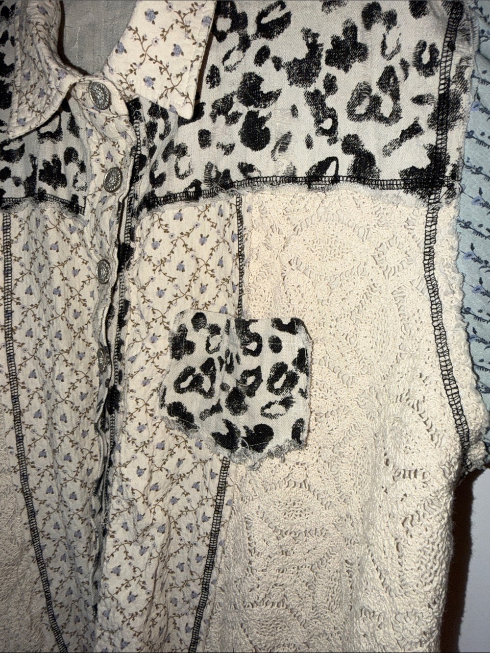 POL Missed Media Ovwesized Shacket Size L - Picture 9 of 15